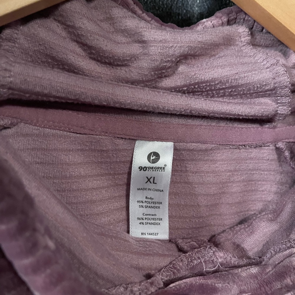 90 Degree By Reflex Purple Pullover - Picture 3 of 3
